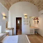 Vittorio Emanuele Charming Monopoli