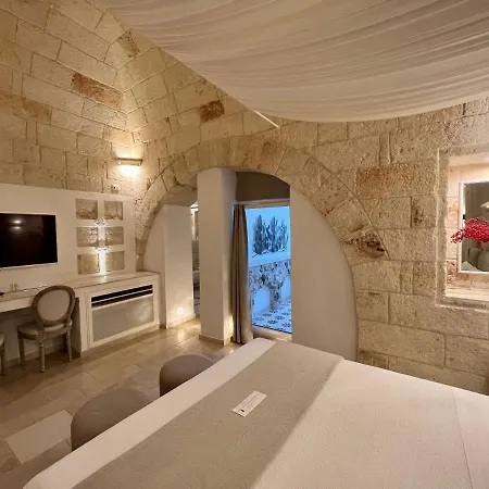 Vittorio Emanuele Charming