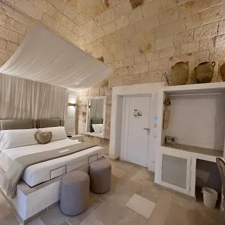 Vittorio Emanuele Charming 莫诺波利