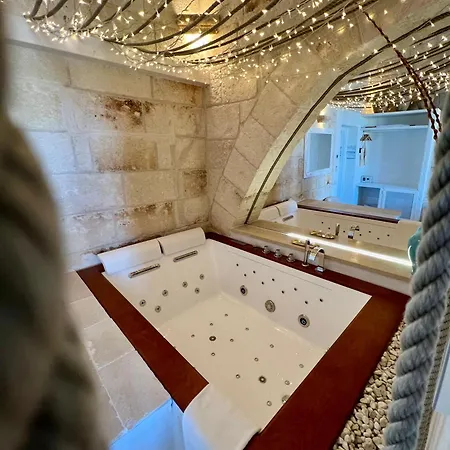 Vittorio Emanuele Charming 4*