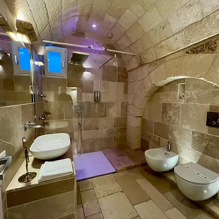 Vittorio Emanuele Charming モノーポリ