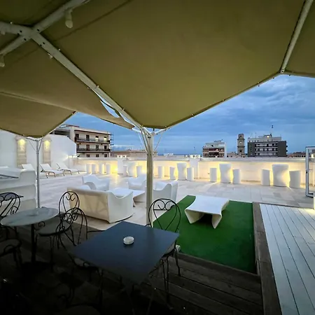 Vittorio Emanuele Charming 4* مونوبولي