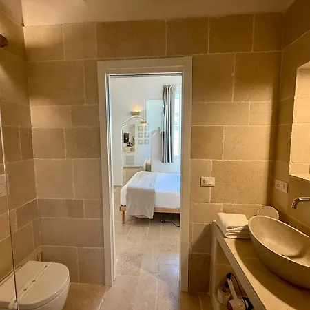 Vittorio Emanuele Charming بيت ضيافة 4*