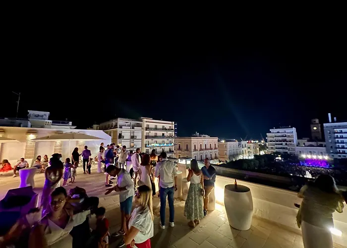 Vittorio Emanuele Charming Monopoli